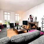 Countryside Escape For 9 Casa de Férias Honnay