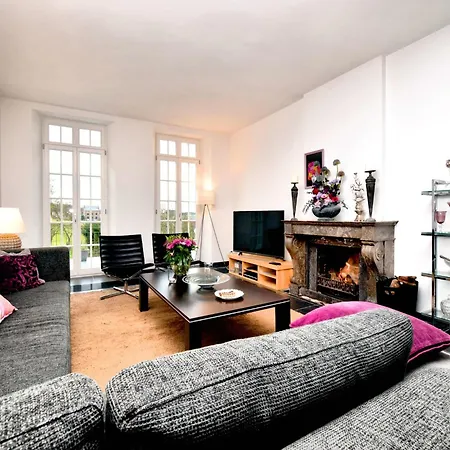 Countryside Escape For 9 Ferienhaus Honnay
