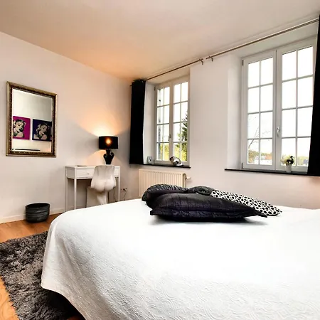 Countryside Escape For 9 *
