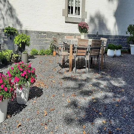 Countryside Escape For 9 別荘